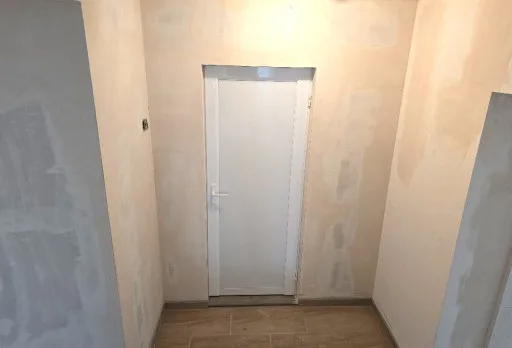 Bau- und Reparaturarbeiten an einem Haus in Balchik, Golfplatz