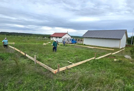 Къща на етап груб строеж във Варна