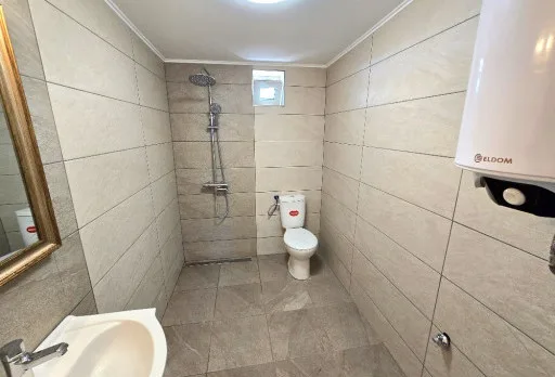 Bau- und Reparaturarbeiten an einem Haus in Balchik, Golfplatz