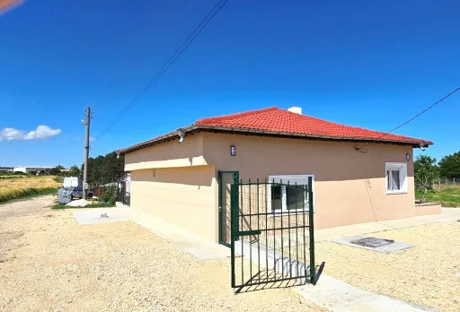 Bau- und Reparaturarbeiten an einem Haus in Balchik, Golfplatz