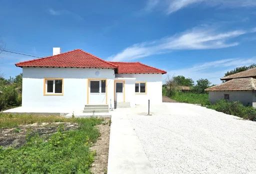 Building and repair works of a house in Balchik, Dropla village