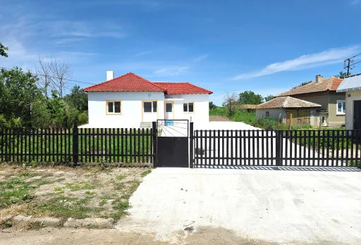Building and repair works of a house in Balchik, Dropla village