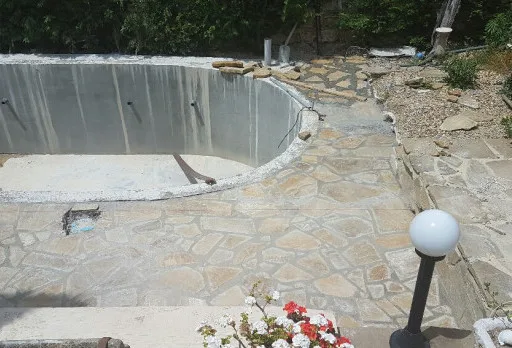 Строителство на басейн в Балчик