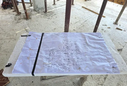 Къща на етап груб строеж във Варна