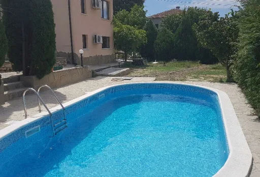 Строителство на басейн в Балчик