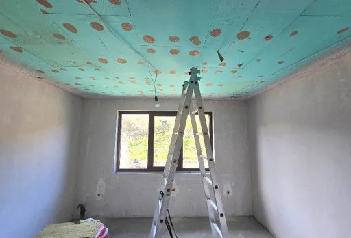 Класическа къща с покрив от керемиди – Рогачево 