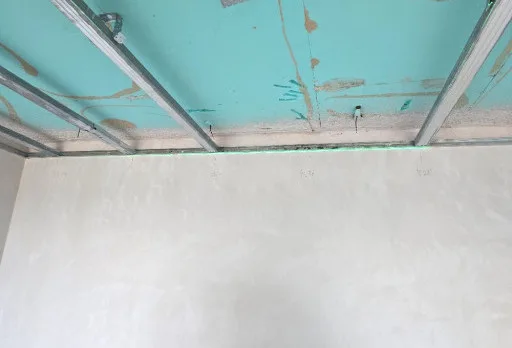 Класическа къща с покрив от керемиди – Рогачево 