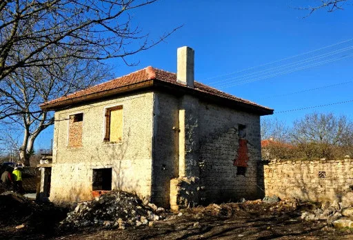 Bau- und Reparaturarbeiten an einem Haus in der Nähe von Varna