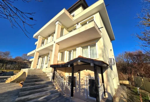 Строителство и ремонт на къща във Варна