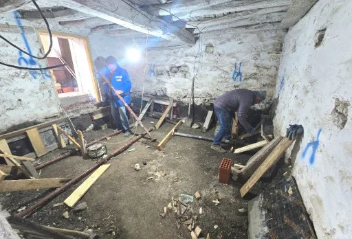 Bau- und Reparaturarbeiten an einem Haus in der Nähe von Varna