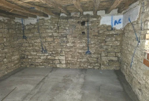Bau- und Reparaturarbeiten an einem Haus in der Nähe von Varna