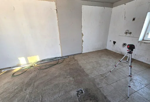 Bau- und Reparaturarbeiten an einem Haus in Balchik