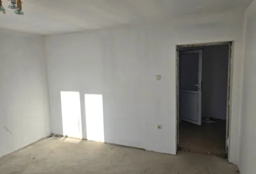 Bau- und Reparaturarbeiten an einem Haus in Balchik