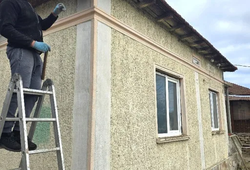 Bau- und Reparaturarbeiten an einem Haus in Balchik