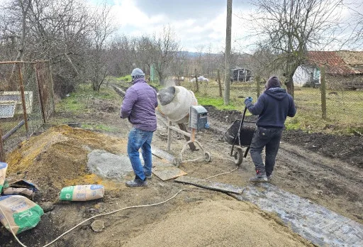 Bau- und Reparaturarbeiten an einem Haus in der Nähe von Varna