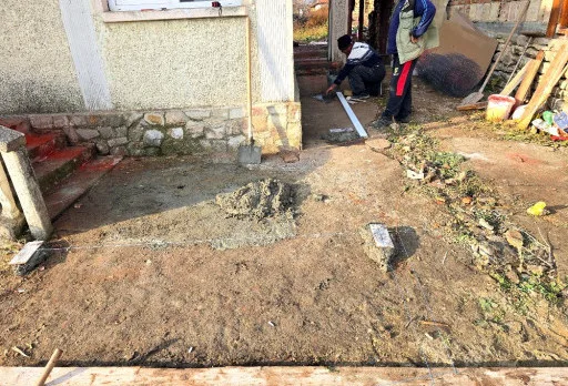 Bau- und Reparaturarbeiten an einem Haus in Balchik
