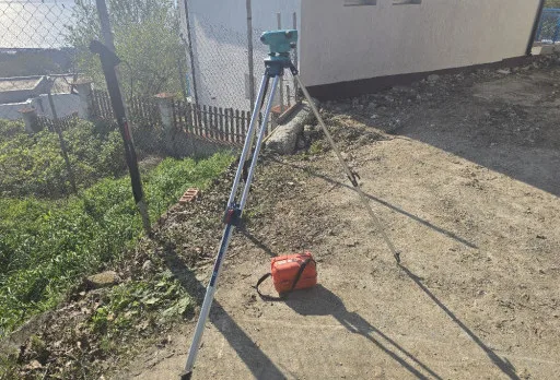 Строителство на подпорна стена, паркомясто и септична яма във Варна