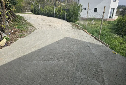 Строителство на подпорна стена, паркомясто и септична яма във Варна