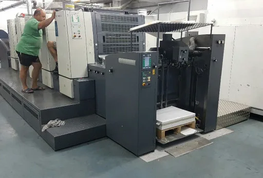 Строително-монтажни работи на основи за индустриален принтер във Варна