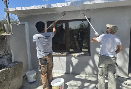 Bau- und Reparaturarbeiten an einem Haus in der Nähe von Varna