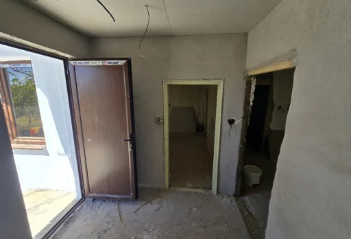 Bau- und Reparaturarbeiten an einem Haus in der Nähe von Varna