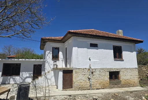 Bau- und Reparaturarbeiten an einem Haus in der Nähe von Varna