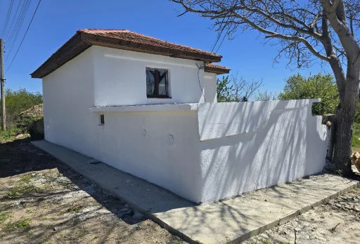 Bau- und Reparaturarbeiten an einem Haus in der Nähe von Varna