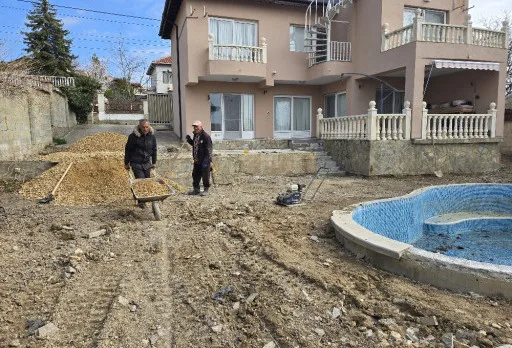 Bau- und Reparaturarbeiten an einem Haus in Balchik