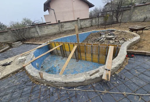 Bau- und Reparaturarbeiten an einem Haus in Balchik