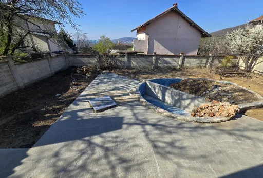 Bau- und Reparaturarbeiten an einem Haus in Balchik