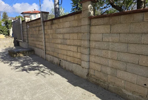 Bau- und Reparaturarbeiten an einem Haus in Balchik