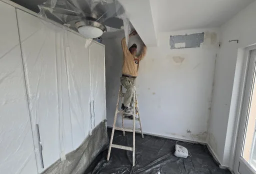 Bau- und Reparaturarbeiten an einem Haus in Balchik