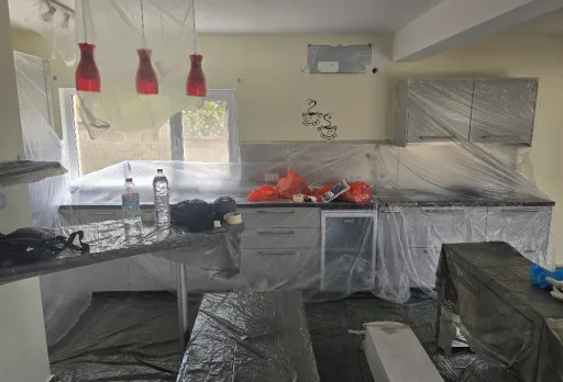 Bau- und Reparaturarbeiten an einem Haus in Balchik
