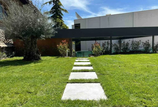 Двуетажна къща "до ключ" – Варна