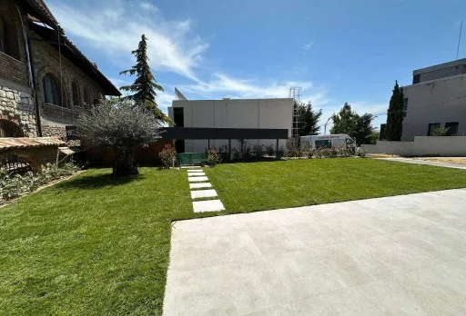 Двуетажна къща "до ключ" – Варна