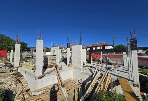 Строителство на къща във Варна