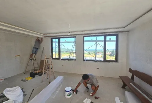 Класическа къща с покрив от керемиди – Рогачево 