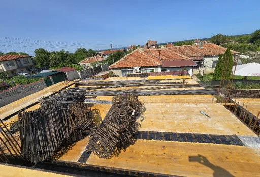 Строителство на къща във Варна