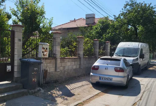Строеж на нов покрив на къща във Варна