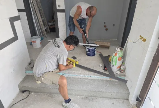 Класическа къща с покрив от керемиди – Рогачево 