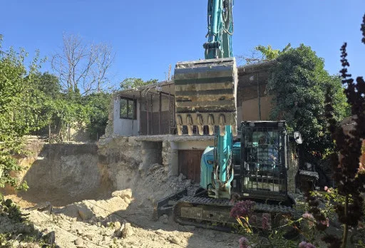 Строителство на къща във Варна