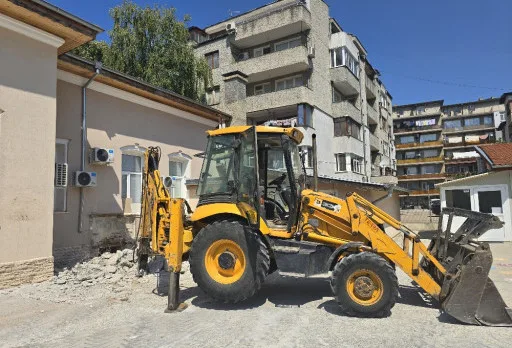 Строителство и ремонт на училище в гр. Добрич