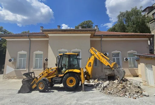 Строителство и ремонт на училище в гр. Добрич