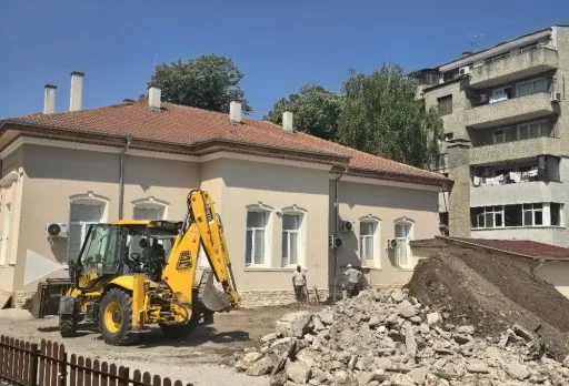 Строителство и ремонт на училище в гр. Добрич