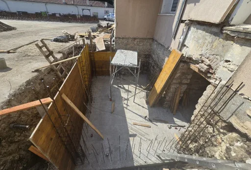 Строителство и ремонт на училище в гр. Добрич