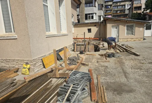 Строителство и ремонт на училище в гр. Добрич