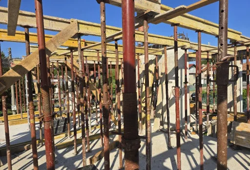 Строителство на къща във Варна