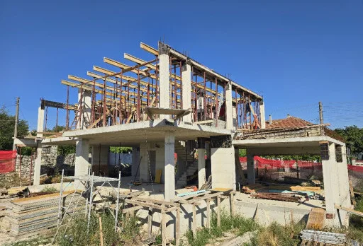 Строителство на къща във Варна