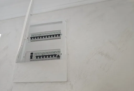 Класическа къща с покрив от керемиди – Рогачево 