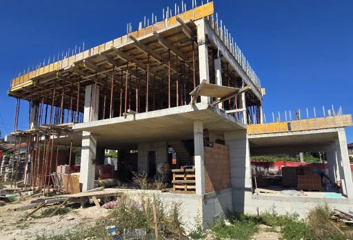 Строителство на къща във Варна